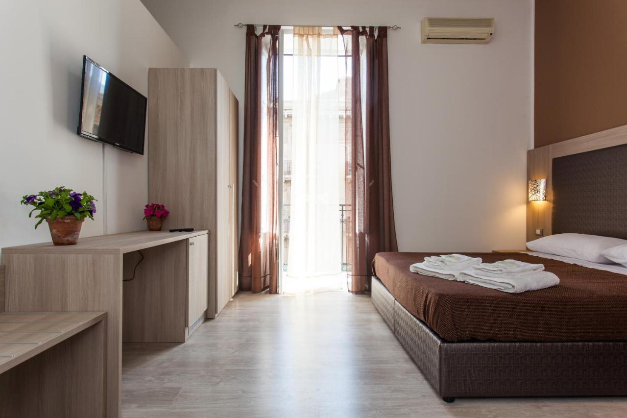 Abas Centro Storico B&B Палермо Екстериор снимка