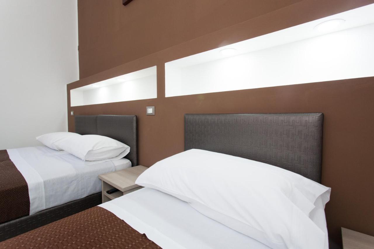 Abas Centro Storico B&B Палермо Екстериор снимка